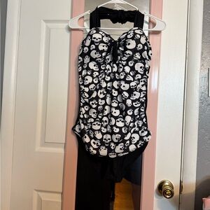 Black and White Skull Print Swimsuit